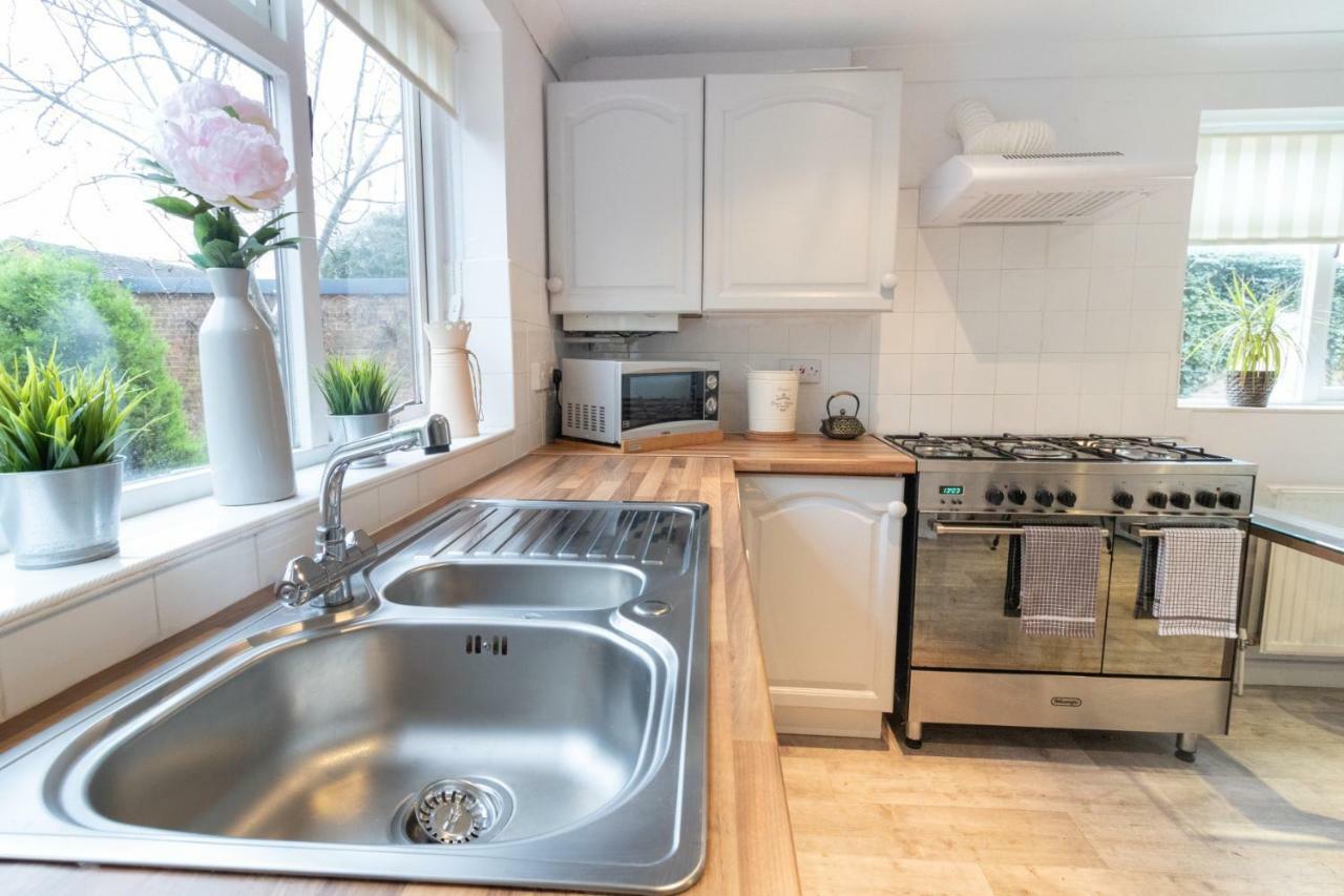 St Anne'S Serviced Accommodation - Bicester Oxfordshire Zewnętrze zdjęcie